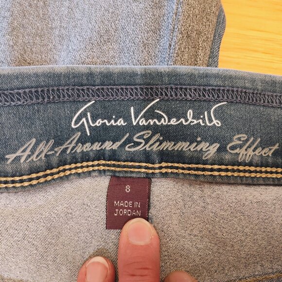 Gloria Vanderbilt All Around Slimming Effect Avery Jeans, Size 8, Used - Picture 8 of 8